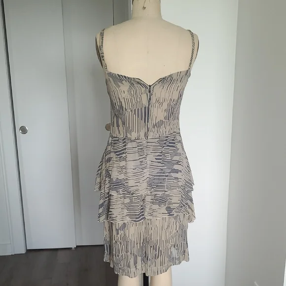 Chic Beige and Blue Strappy Mini Dress - Picture 3 of 6